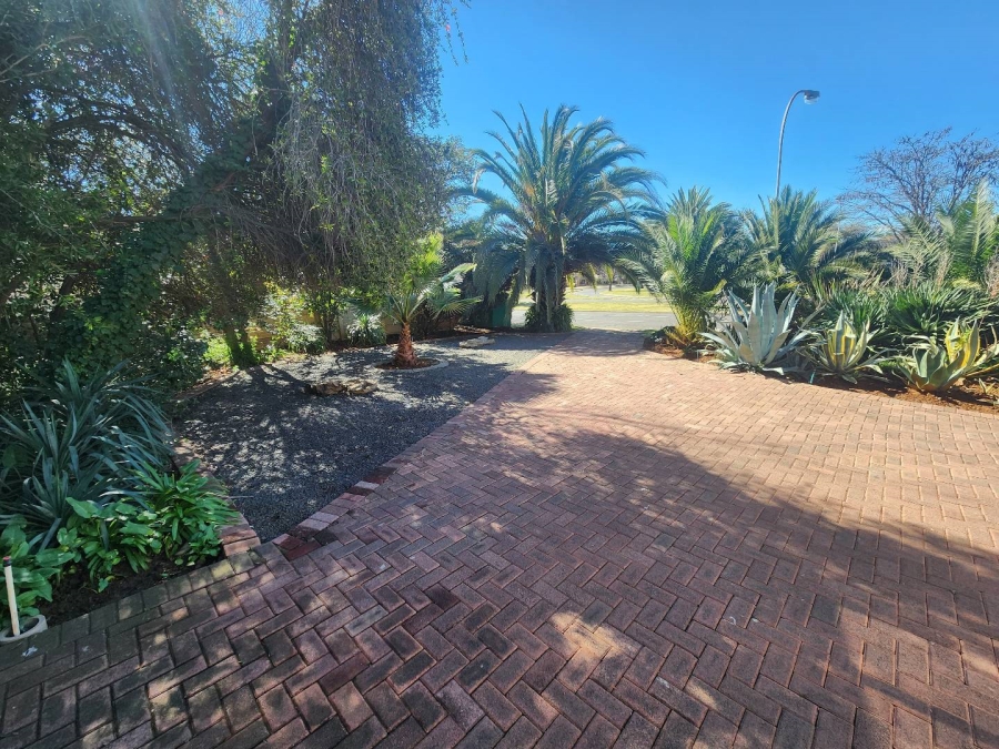 4 Bedroom Property for Sale in Fichardt Park Free State